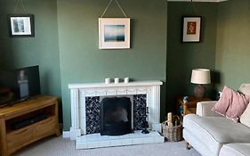 Cosy At Cumberland - Double Room With Shared Bathroom